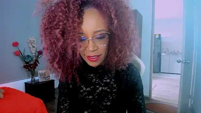 Snapshot of ScarlettMalbec chatting on April 22, 2026, 9:16 pm ScarlettMalbec online show from April 22, 2026, 9:16 pm