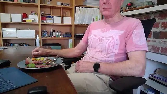 jiggy77777 online show from October 15, 2025, 2:01 am