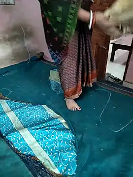 Snapshot of COUPLLE_VILLAGE chatting on November 19, 2025, 2:55 am COUPLLE VILLAGE online show from November 19, 2025, 2:55 am