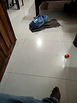 Snapshot of COUPLLE_VILLAGE chatting on December 4, 2025, 2:54 am COUPLLE VILLAGE online show from December 4, 2025, 2:54 am