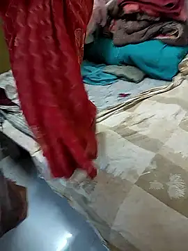 Snapshot of COUPLLE_VILLAGE chatting on December 5, 2025, 2:53 am COUPLLE VILLAGE online show from December 5, 2025, 2:53 am