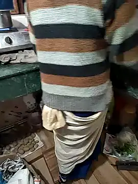 Snapshot of COUPLLE_VILLAGE chatting on December 19, 2025, 3:24 am COUPLLE VILLAGE online show from December 19, 2025, 3:24 am