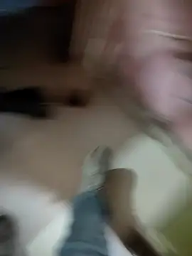 Snapshot of COUPLLE_VILLAGE chatting on December 20, 2025, 3:13 am COUPLLE VILLAGE online show from December 20, 2025, 3:13 am