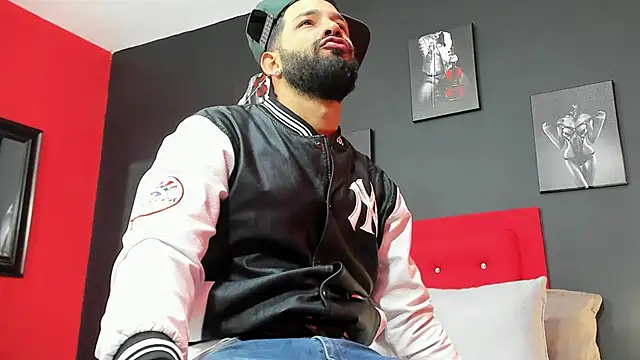 Thiagogomez online show from March 12, 2025, 12:26 pm