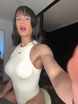 Helenbronwx online show from December 30, 2024, 11:49 pm