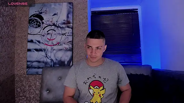 Snapshot of JUANDIAMONDS98 chatting on December 6, 2024, 3:00 pm JUANDIAMONDS98 online show from December 6, 2024, 3:00 pm