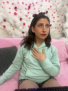 SkarletJhonson  online show from March 28, 2026, 4:56 am