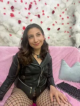 Snapshot of SkarletJhonson_ chatting on June 4, 2026, 6:30 am SkarletJhonson online show from June 4, 2026, 6:30 am