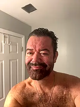 Snapshot of NYCLeatherBoi chatting on December 4, 2024, 3:04 am NYCLeatherBoi online show from December 4, 2024, 3:04 am