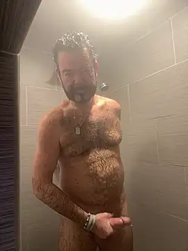 Snapshot of NYCLeatherBoi chatting on December 25, 2024, 3:38 pm NYCLeatherBoi online show from December 25, 2024, 3:38 pm