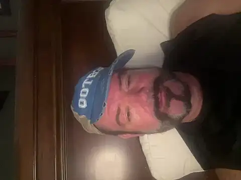 Snapshot of NYCLeatherBoi chatting on January 5, 2025, 5:20 am NYCLeatherBoi online show from January 5, 2025, 5:20 am