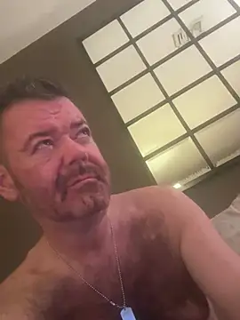 Snapshot of NYCLeatherBoi chatting on February 9, 2025, 5:19 am NYCLeatherBoi online show from February 9, 2025, 5:19 am