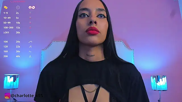 Snapshot of charlotte_kisss chatting on December 23, 2024, 8:14 pm charlotte kisss online show from December 23, 2024, 8:14 pm