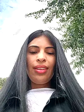 Astrid-- online show from January 2, 2025, 3:19 pm