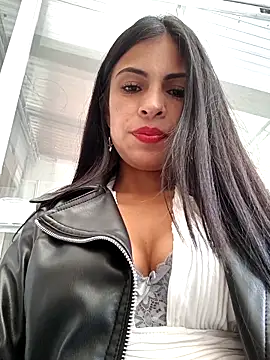 Astrid-- online show from February 11, 2025, 9:25 pm