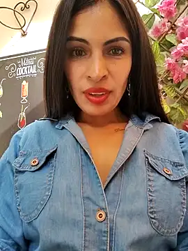 Astrid-- online show from February 28, 2025, 8:18 pm