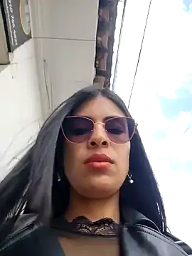 Astrid-- online show from February 20, 2026, 3:12 pm