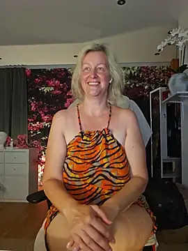 MarleneBloem online show from June 27, 2026, 8:52 am