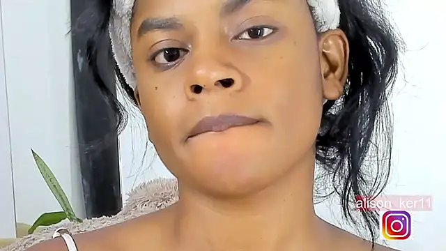 alison-ker3 online show from February 14, 2025, 7:07 am