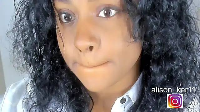 alison-ker3 online show from December 20, 2025, 10:33 am