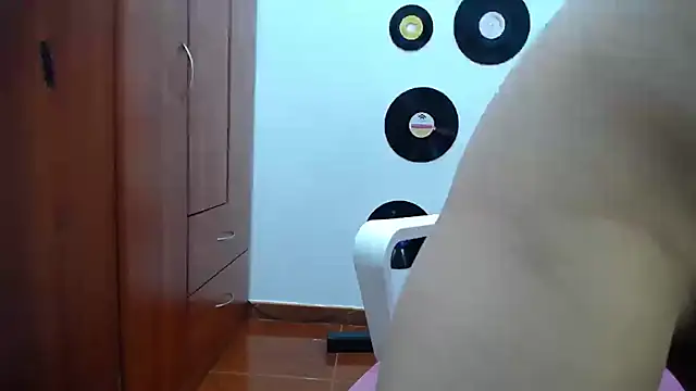 9 Fernanda 9 online show from March 1, 2025, 12:17 am