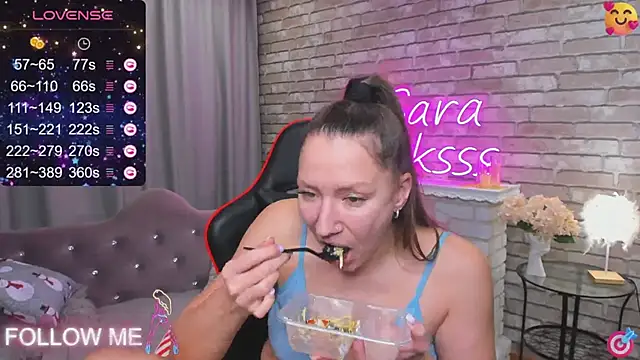 SarahCoksss online show from January 11, 2025, 9:15 am