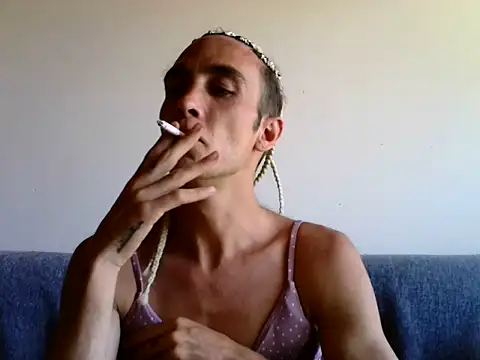 xxxlecram online show from May 24, 2026, 1:16 pm