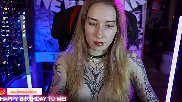 amywhitenessxx online show from December 27, 2024, 6:42 pm