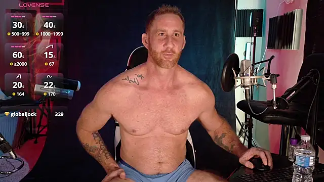 FiftyShadez online show from November 14, 2025, 4:28 pm