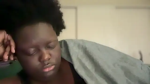 Snapshot of Yagurl__west chatting on February 5, 2025, 5:31 pm Yagurl west online show from February 5, 2025, 5:31 pm