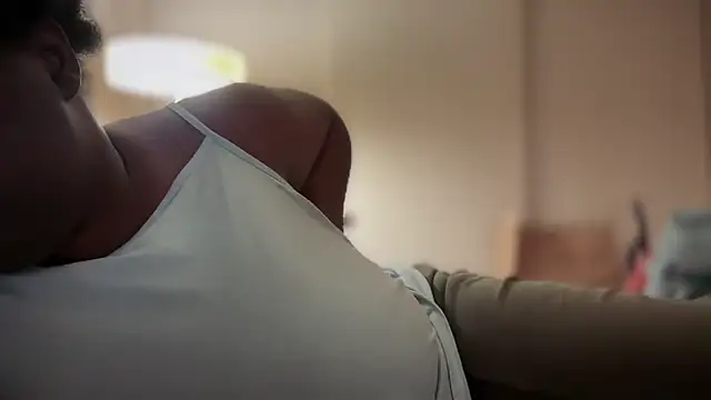 Snapshot of Yagurl__west chatting on February 14, 2025, 10:58 pm Yagurl west online show from February 14, 2025, 10:58 pm