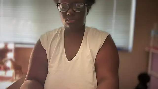 Snapshot of Yagurl__west chatting on March 10, 2025, 7:40 pm Yagurl west online show from March 10, 2025, 7:40 pm