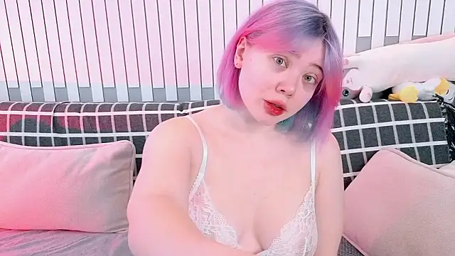   KawaiiYuki   online show from February 23, 2026, 6:33 am