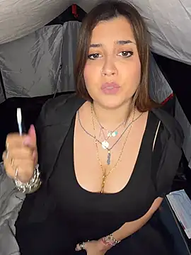 Novababy18 online show from April 28, 2026, 9:09 pm