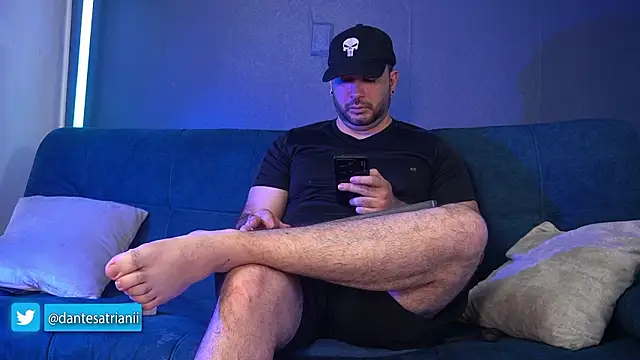 dantesatrianii online show from March 26, 2026, 3:01 am