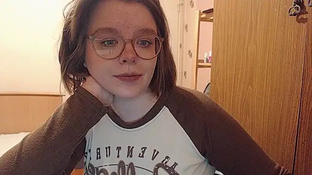 Snapshot of Chmiri_cb chatting on December 19, 2024, 1:18 pm Chmiri cb online show from December 19, 2024, 1:18 pm