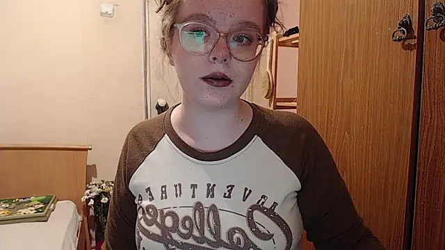 Snapshot of Chmiri_cb chatting on March 10, 2025, 12:15 pm Chmiri cb online show from March 10, 2025, 12:15 pm