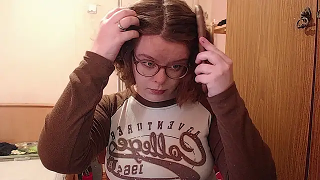 Snapshot of Chmiri_cb chatting on March 13, 2025, 10:47 am Chmiri cb online show from March 13, 2025, 10:47 am