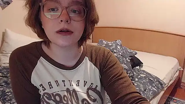 Snapshot of Chmiri_cb chatting on October 19, 2025, 1:01 pm Chmiri cb online show from October 19, 2025, 1:01 pm