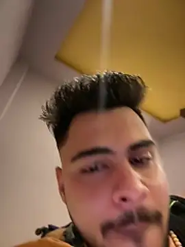 Snapshot of Sexclub69@xh chatting on February 4, 2026, 2:34 pm Sexclub69xh online show from February 4, 2026, 2:34 pm