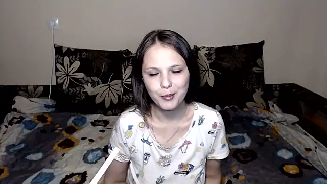 Nika Shiny online show from June 1, 2026, 5:20 am