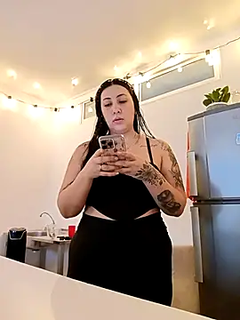 Snapshot of my-kitty chatting on February 5, 2026, 10:58 pm my-kitty online show from February 5, 2026, 10:58 pm