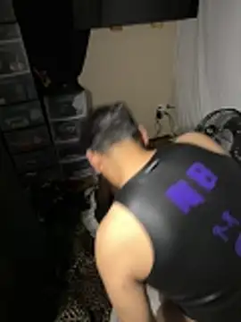 Snapshot of SideGhost chatting on April 14, 2026, 6:30 am SideGhost online show from April 14, 2026, 6:30 am