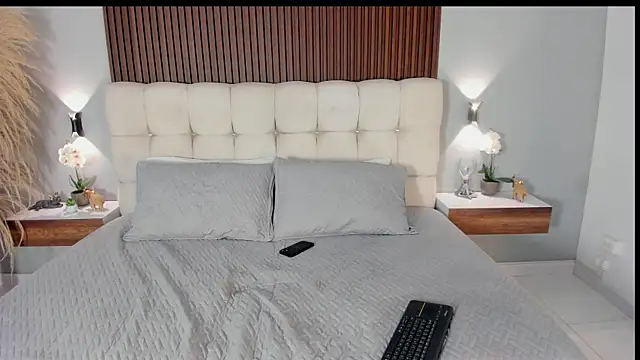 Snapshot of sofi_potter_ chatting on February 4, 2026, 5:41 pm sofi potter online show from February 4, 2026, 5:41 pm