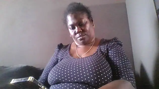 Snapshot of XgeileKutje chatting on April 1, 2026, 5:54 pm XgeileKutje online show from April 1, 2026, 5:54 pm