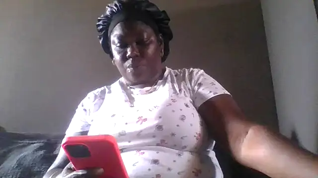 Snapshot of XgeileKutje chatting on April 15, 2026, 12:56 pm XgeileKutje online show from April 15, 2026, 12:56 pm