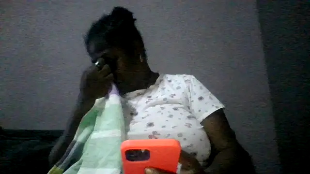 Snapshot of XgeileKutje chatting on April 15, 2026, 9:48 pm XgeileKutje online show from April 15, 2026, 9:48 pm