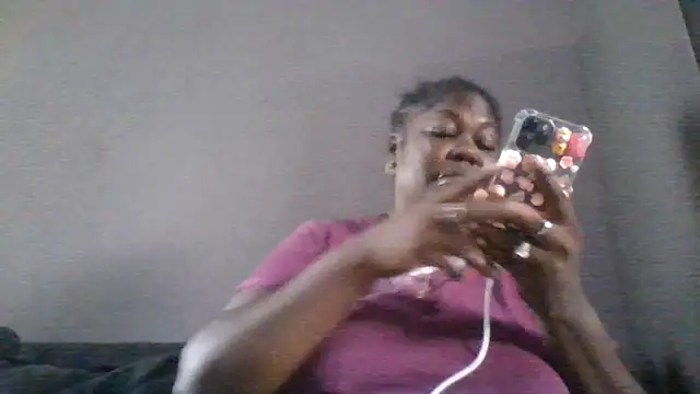 Snapshot of XgeileKutje chatting on May 10, 2026, 2:11 pm XgeileKutje online show from May 10, 2026, 2:11 pm