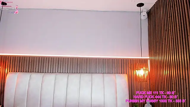 Ashleyy23x online show from March 21, 2026, 8:01 pm