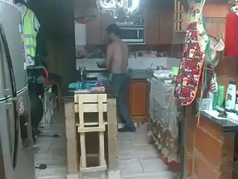 Snapshot of Dr_Pocholate84 chatting on January 15, 2025, 2:17 am Dr Pocholate84 online show from January 15, 2025, 2:17 am